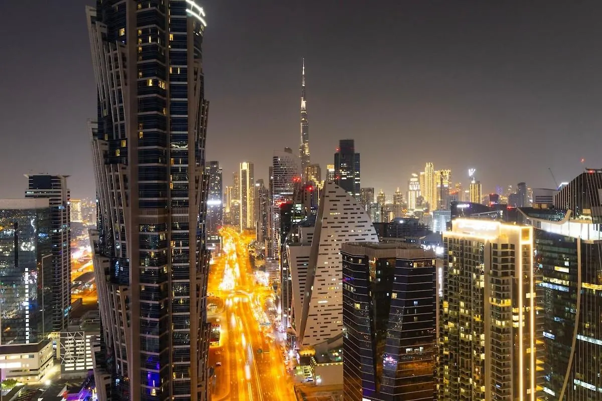 Burj Khalifa View Apartment In Business Bay Dubai Emirados Árabes Unidos