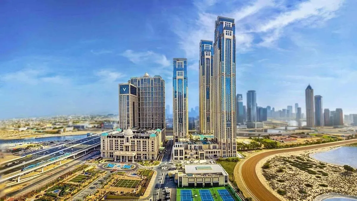 Burj Khalifa View Apartment In Business Bay Дубай