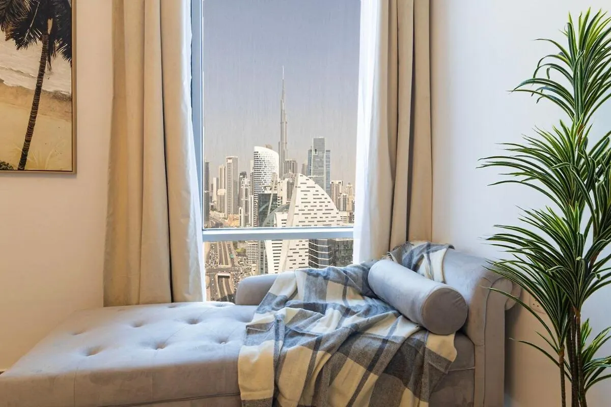 Burj Khalifa View Apartment In Business Bay Дубай 0*,
