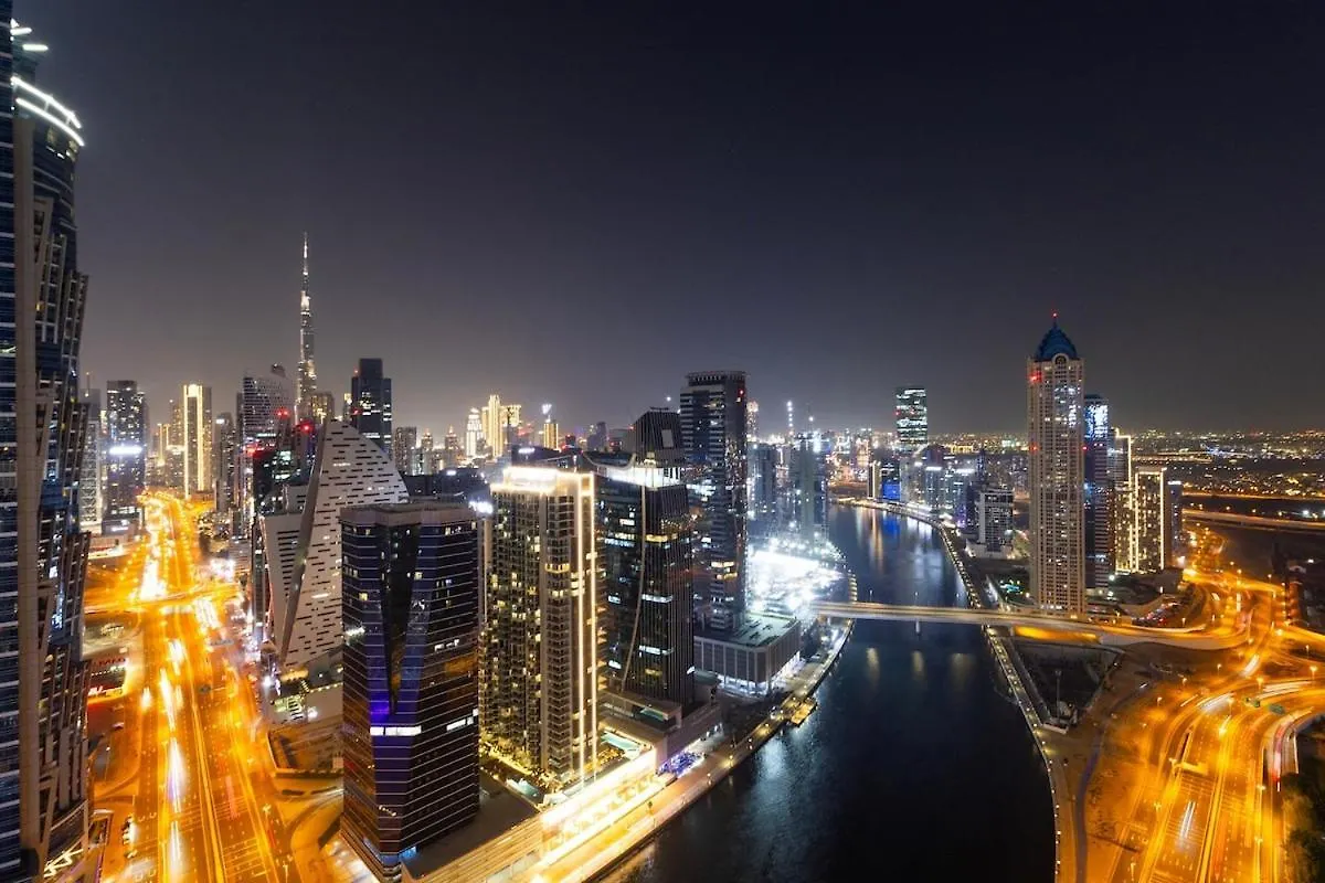 Burj Khalifa View Apartment In Business Bay Дубай